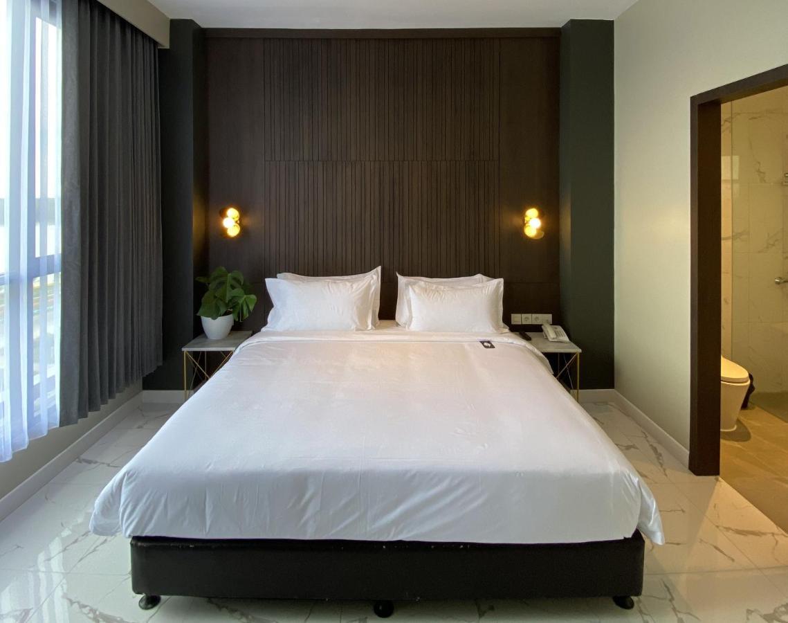 Luminor Hotel Tanjung Selor By Wh Exterior photo